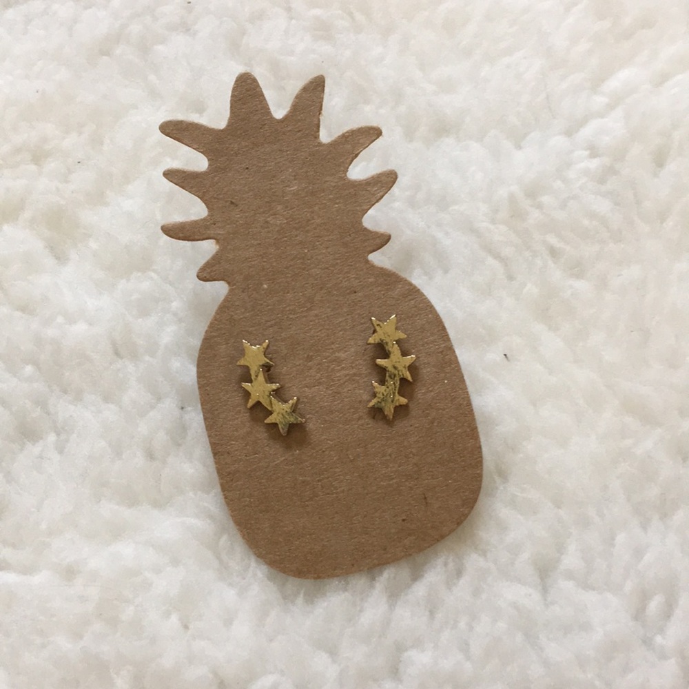 🆕 Dainty Stars Gold Stud Earrings